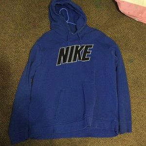 Men’s Nike sweatshirt
